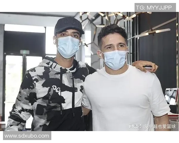 李姓足球天才崛起引关注中国足球世界球星李明李铁等人助力国足新篇章