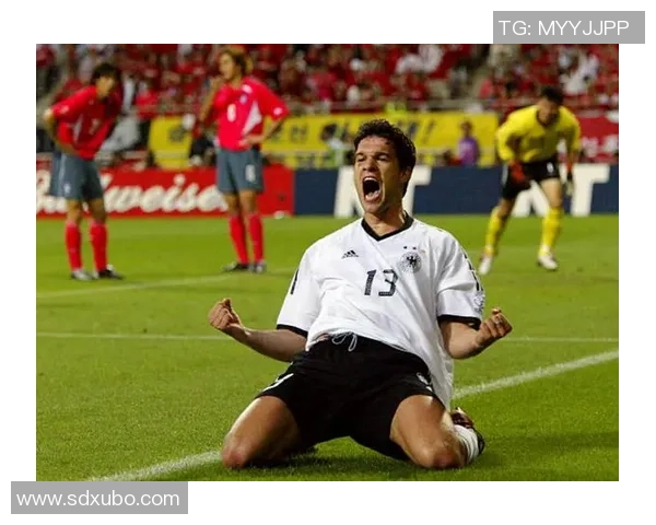 足球巨星伤感瞬间回顾 难忘岁月中的痛与泪